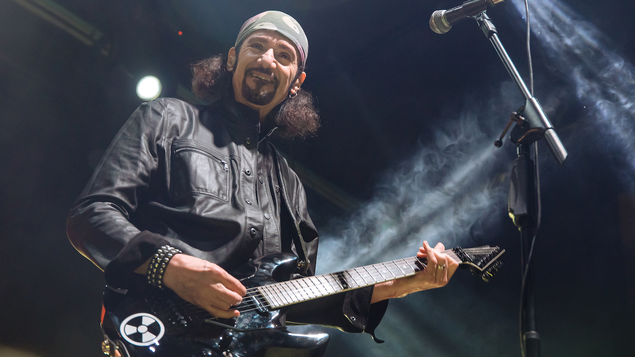 Bruce Kulick